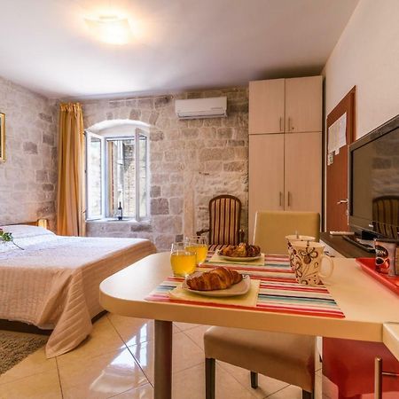 Apartments Dora -Free Parking تروغير المظهر الخارجي الصورة