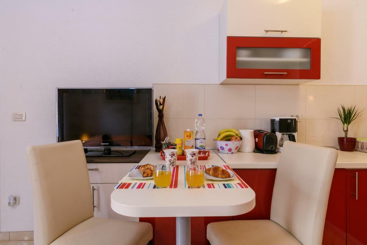 Apartments Dora -Free Parking تروغير المظهر الخارجي الصورة